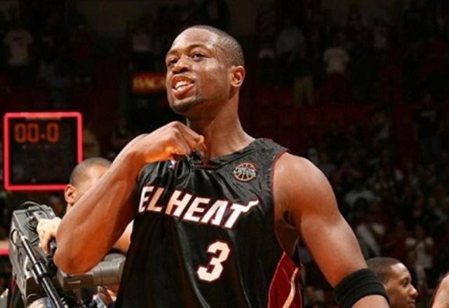 他用一节比赛带走悬念（他单节发力终结悬念）