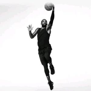 德转评年度最佳阵容：姆巴佩、亚马尔领衔，巴黎3人入选（德转年度最佳阵容出炉：姆巴佩、亚马尔领衔，巴黎三将上榜）