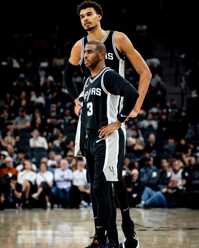 恩BA的烟火气里，藏着一位体育人的赤诚与梦想（恩BA的人间烟火，映照着一位体育人的赤诚与梦想）