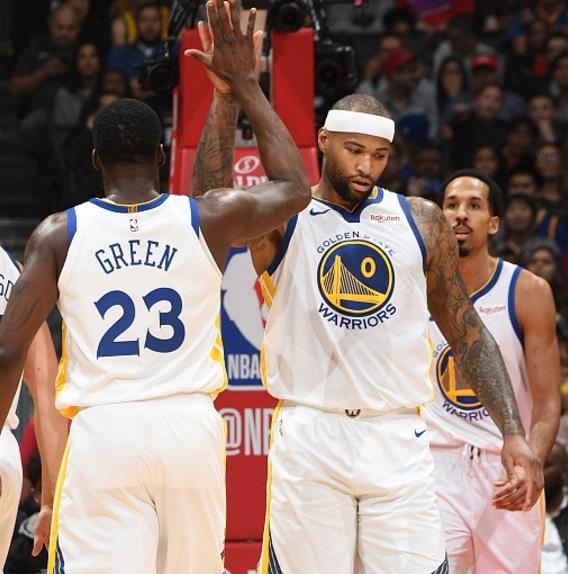 塞内加尔主帅：帕普-萨尔被撞了一下不太舒服，但不是大问题（塞内加尔主帅：帕普-萨尔遭遇碰撞略感不适，无大碍）