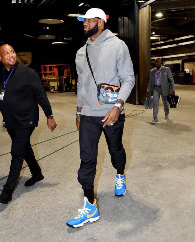 欧冠92年改制后戴帽数前10：梅西、C罗8次第1，姆巴佩5次第4（自1992年欧冠改制以来戴帽次数前十：梅西、C罗8次并列第一，姆巴佩5次列第4）