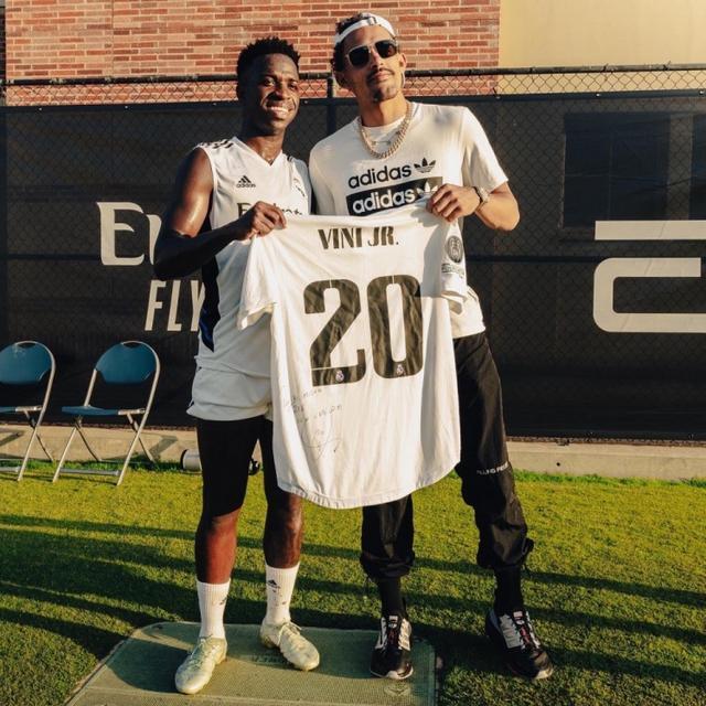 国安与河南合拍足协杯决赛宣传片：在传统足球赛中加入福瑞（国安携手河南打造足协杯决赛宣传片：为传统足球注入福瑞元素）