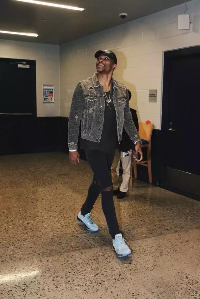 CBA：福建男篮最后一节爆发 胜北控（CBA：福建末节发力击败北控）