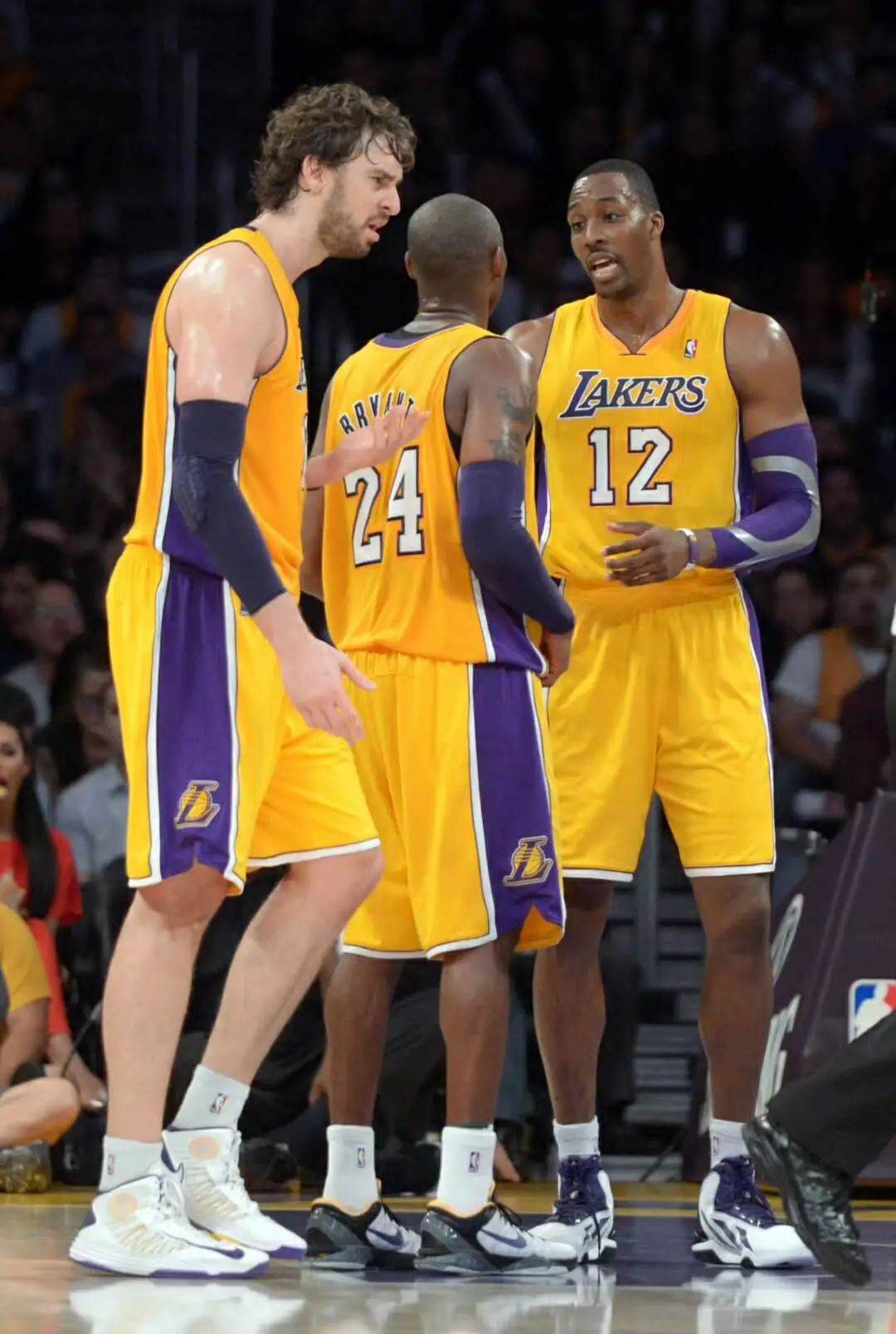 东福山矶钓遇小油扁围堵，坚守终获大黑鲷惊喜（东福山矶钓遭小油扁围攻，苦守终喜获大黑鲷）