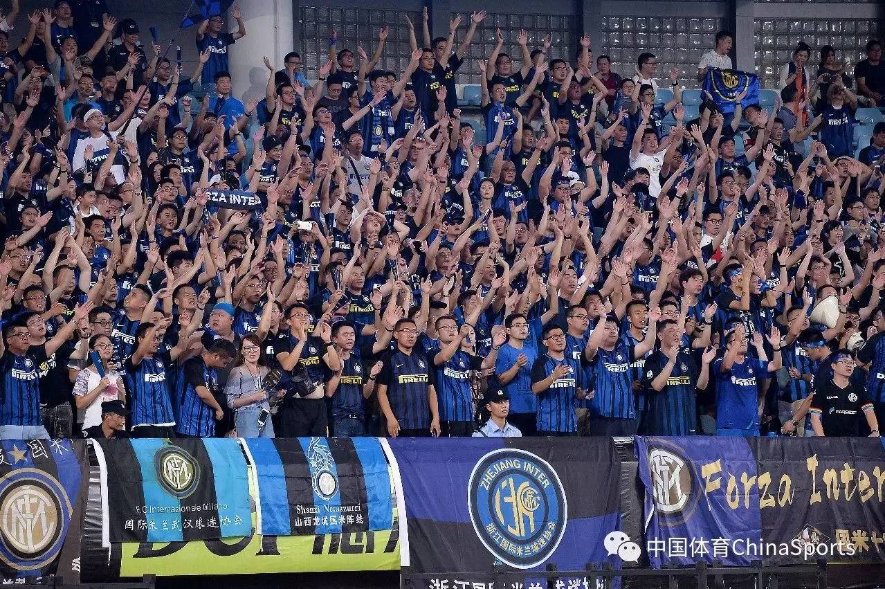 埃斯特旺经纪人：建议巴萨签下亚特兰大中场埃德松-席尔瓦（埃斯特旺经纪人提议巴萨引进亚特兰大中场埃德松-席尔瓦）