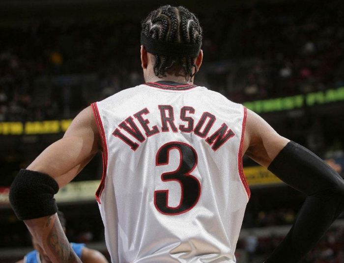 邮报：曼联的球探上周考察了奥林匹亚科斯中场穆扎基蒂斯（邮报：曼联派球探上周考察奥林匹亚科斯中场穆扎基蒂斯）