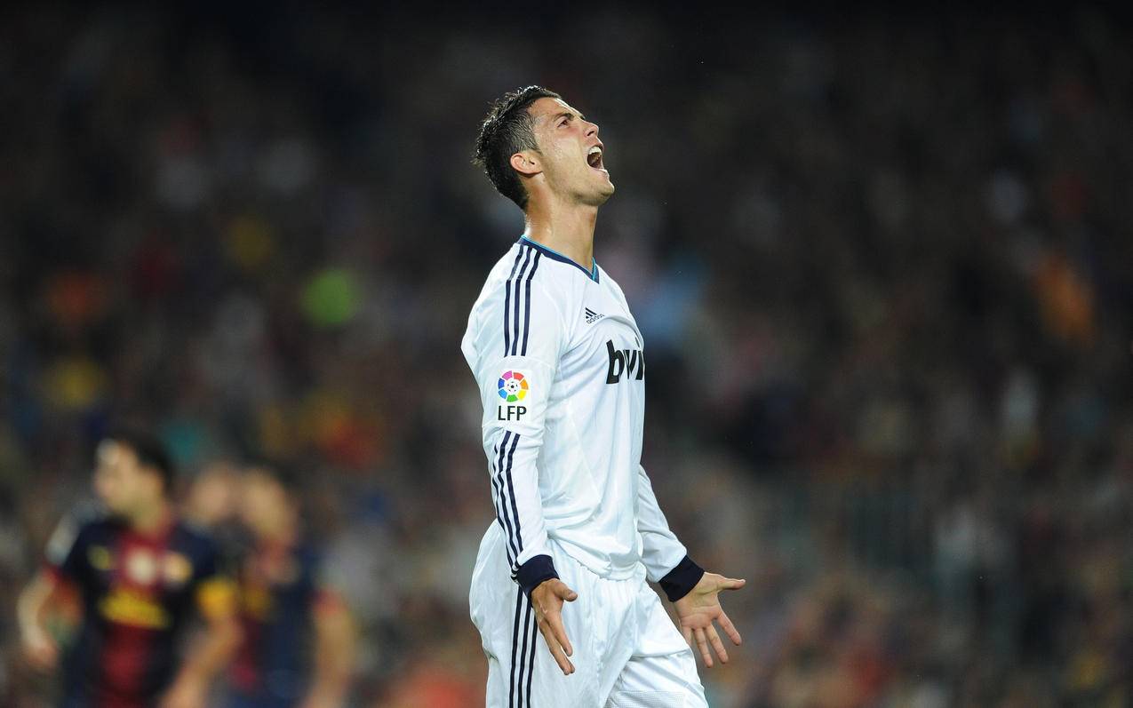 冯伯元忆与海牛球迷冲突：那场打封闭上的；有球迷骂得挺过分（冯伯元回忆与海牛球迷冲突：那场带伤封闭出战，部分球迷辱骂越界）